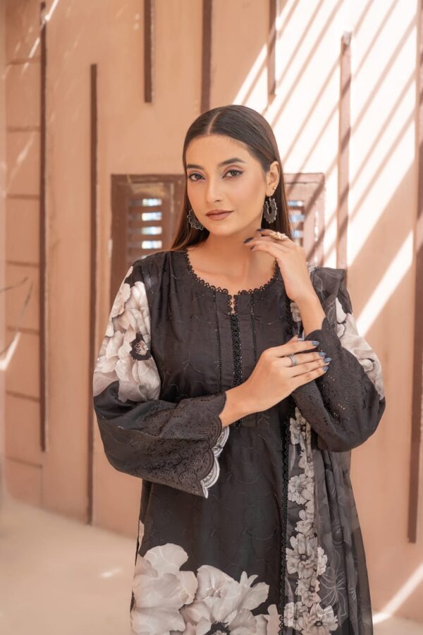 Black Floral Lace Detailed Suit