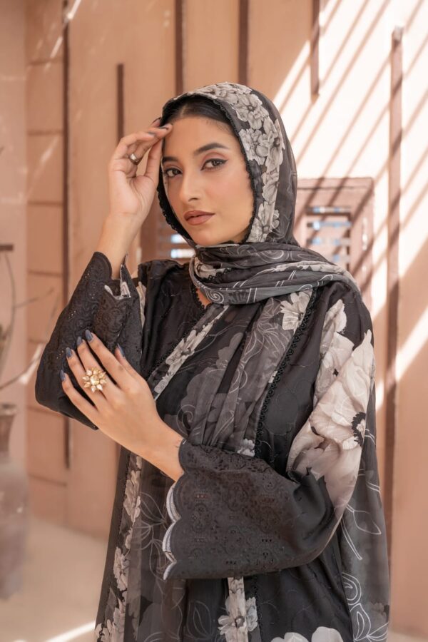 Black Floral Lace Detailed Suit